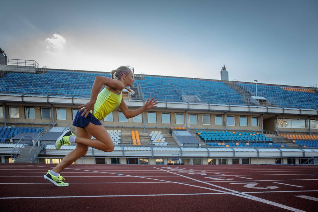 前米兰门将：圣地亚哥很难在意甲立足；球队真的很缺一名中锋